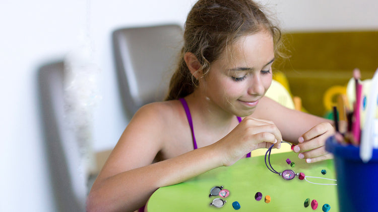 ARTS & CRAFTS KITS